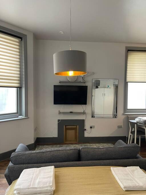 Апартаменты 1 Comfortable Studio Брайтонн Экстерьер фото