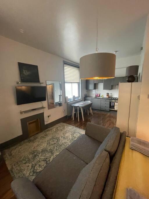Апартаменты 1 Comfortable Studio Брайтонн Экстерьер фото